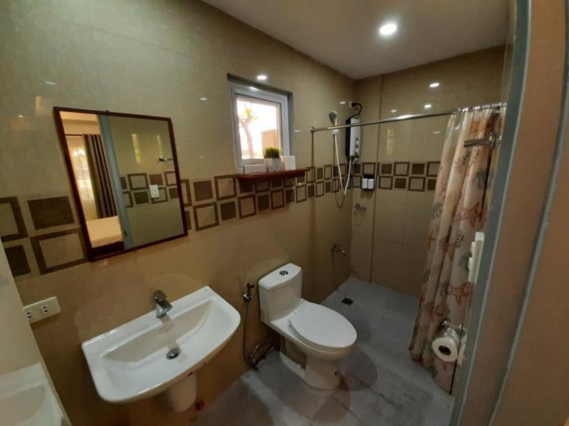 Youhan Beach Resort San Antonio  Esterno foto