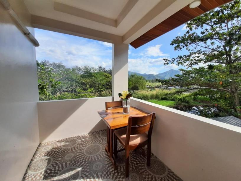 Youhan Beach Resort San Antonio  Esterno foto
