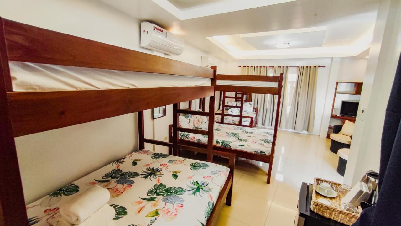 Youhan Beach Resort San Antonio  Esterno foto
