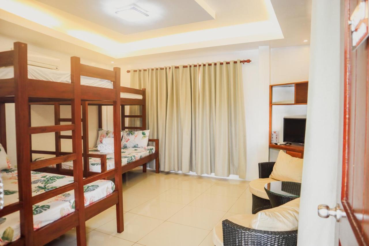 Youhan Beach Resort San Antonio  Esterno foto