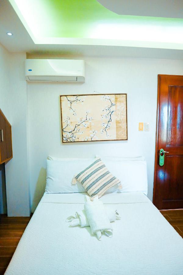 Youhan Beach Resort San Antonio  Esterno foto