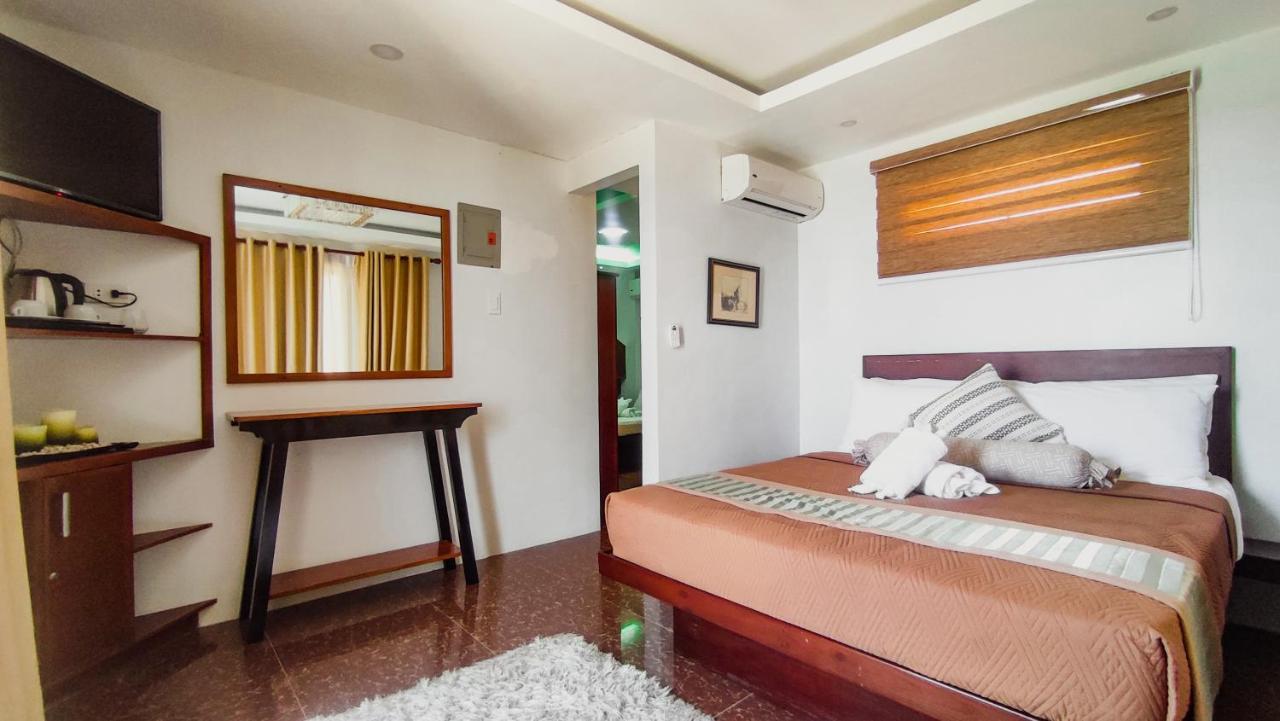 Youhan Beach Resort San Antonio  Esterno foto
