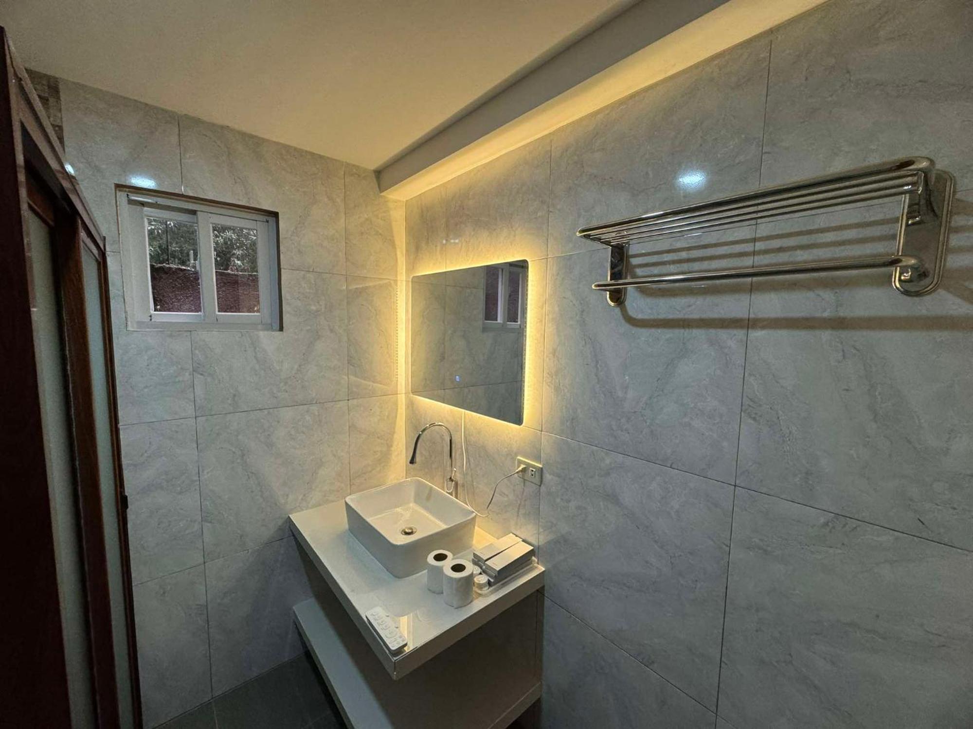 Youhan Beach Resort San Antonio  Esterno foto